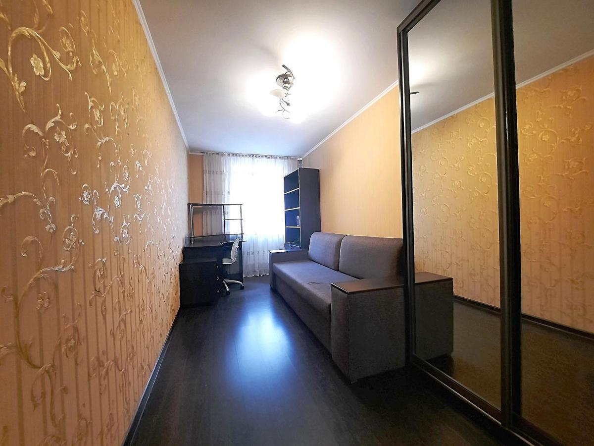 Ботанік Це 3 Кімнатна Квартира Подобово У Центрі Полтави Мережа Alex Apartments Безконтактне Заселення 24-7 Документи Для Відряджень 폴타바 외부 사진