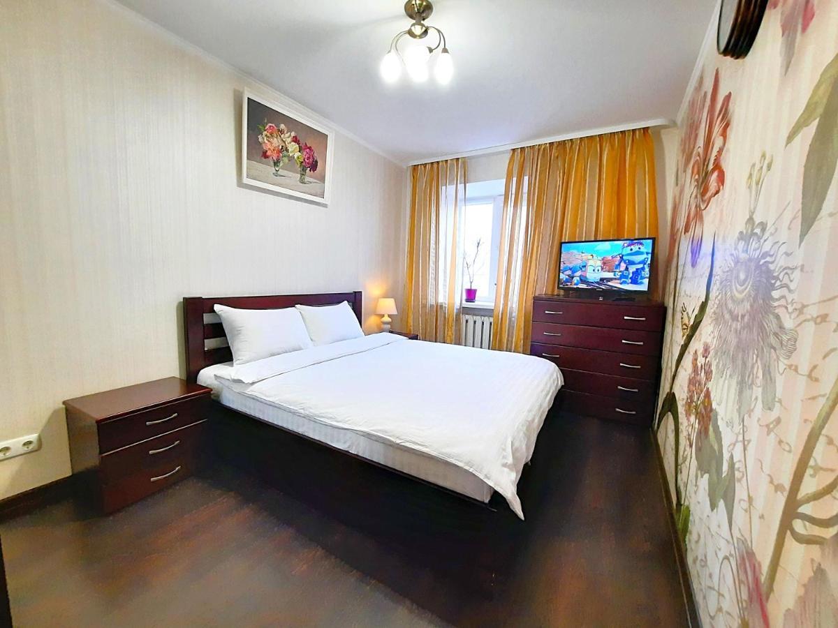 Ботанік Це 3 Кімнатна Квартира Подобово У Центрі Полтави Мережа Alex Apartments Безконтактне Заселення 24-7 Документи Для Відряджень 폴타바 외부 사진